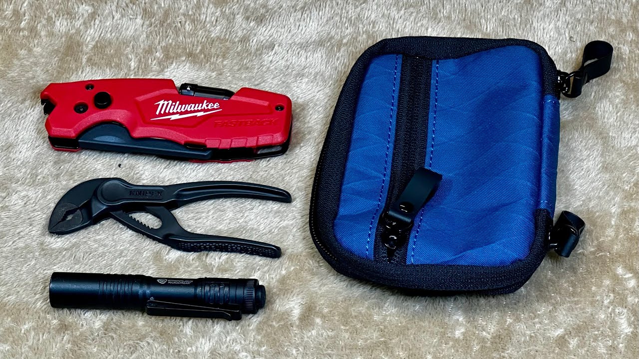 Minimalist EDC ￼#alpakagear #keepmovingforward 
