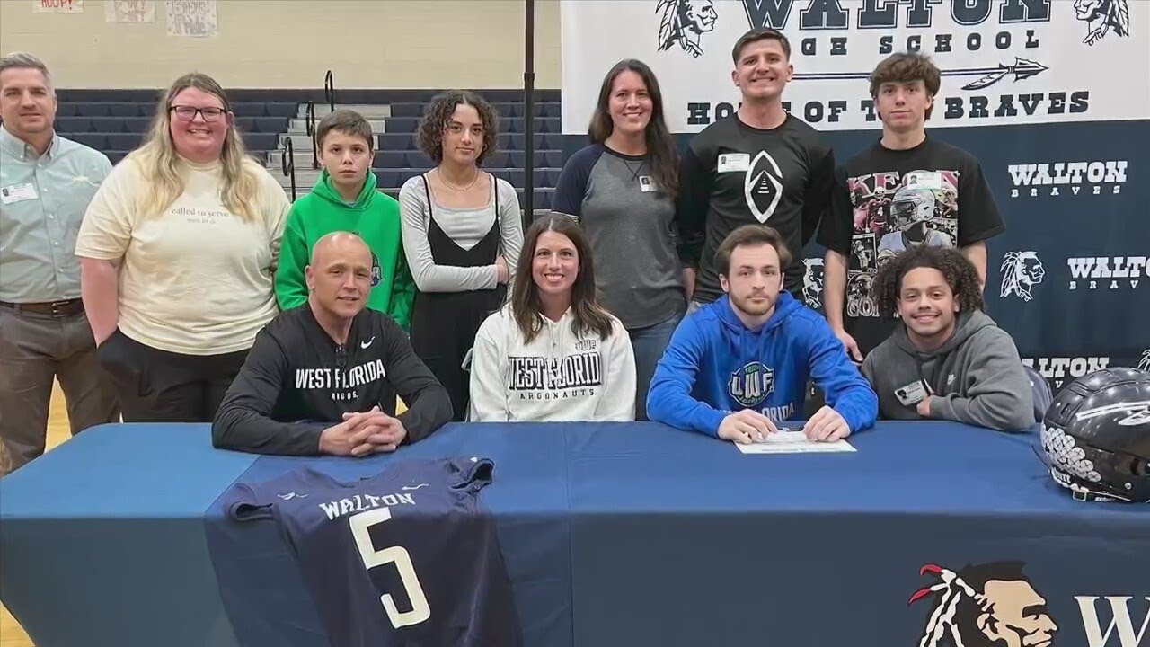 Walton wide receiver duo signs with UWF
