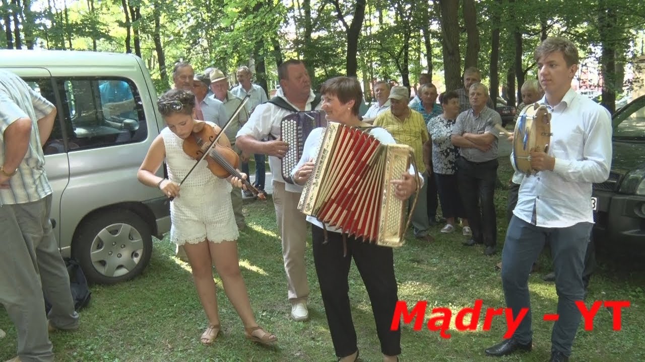 Wiesława GROMADZKA - Dzielna, ludowa harmonistka ! Przysucha - 2018