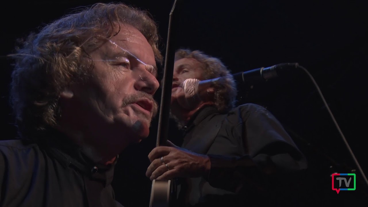 Jack Semple covers BB King's How Blue Can You Get LIVE at the Artesian