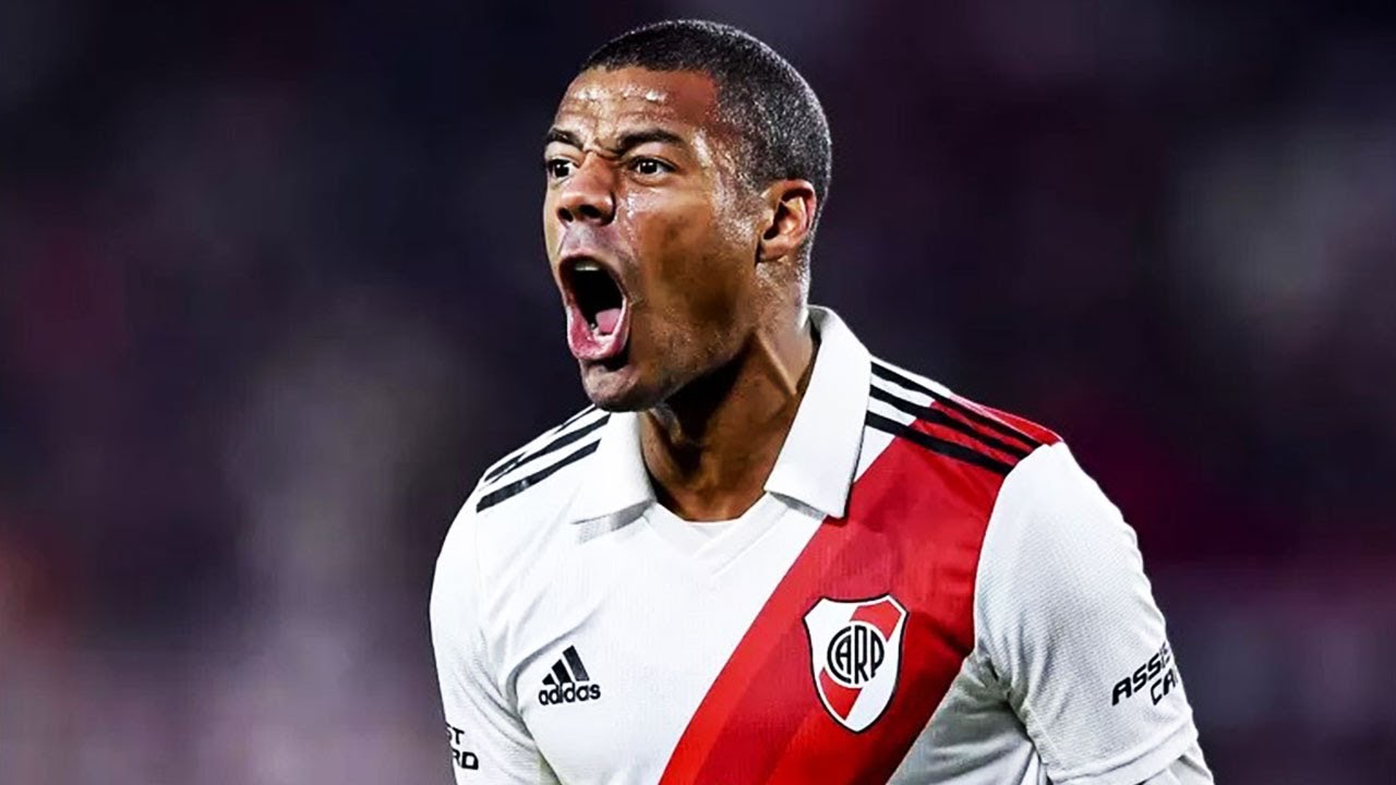 Nicolas De La Cruz &bull; Fantastic Tackles & Skills | River Plate | HD