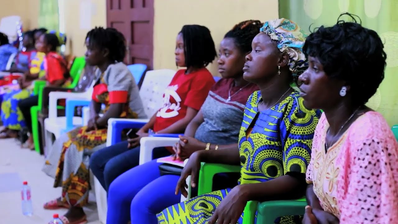 Palladium Group Liberia Trains Women in Village Saving Loan