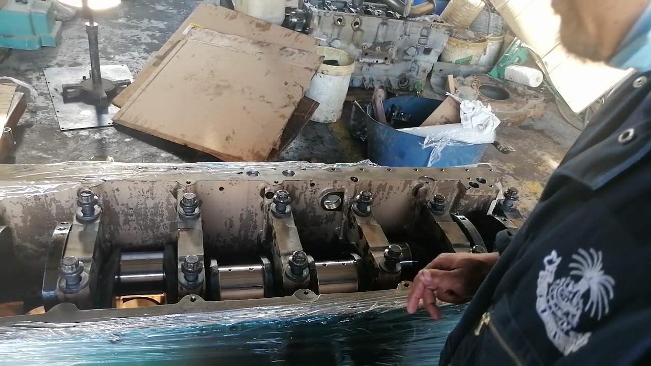 crankshaft installe and fitting QST30 CUMMINS ENGINE V12