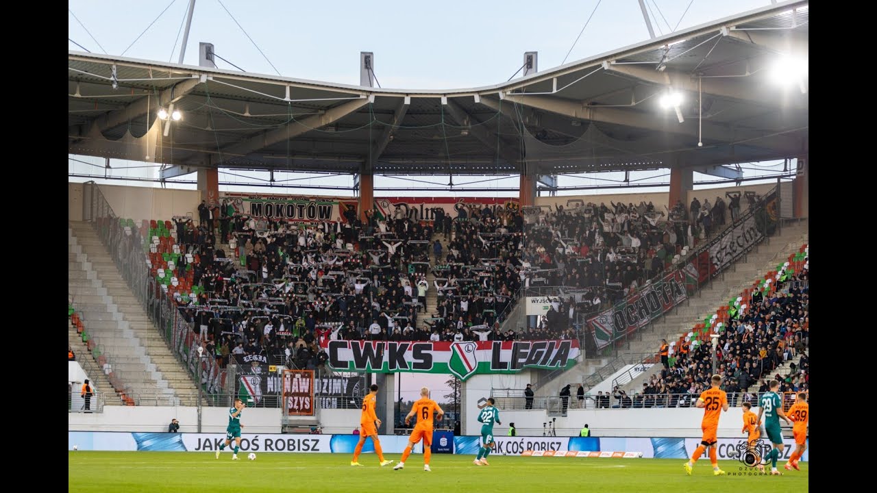 Doping kibiców Legii w Lubinie na meczu z Zagłębiem