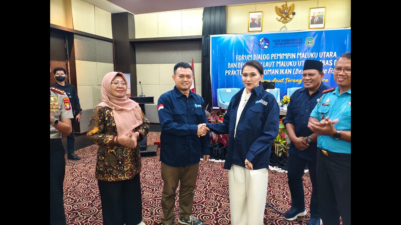 AJAK GUBERNUR SHERLY ATASI BOM IKAN DI MALUKU UTARA