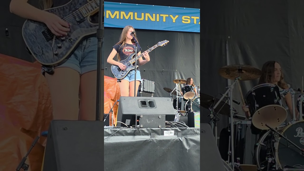 Midnight3 sister trio covers Valerie by Amy Winehouse 