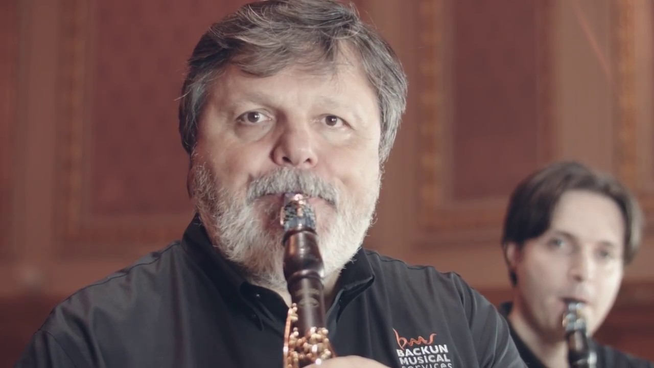 Corrado Giuffredi & Jose Franch-Ballester play Till Eulenspiegel for 2 clarinets.