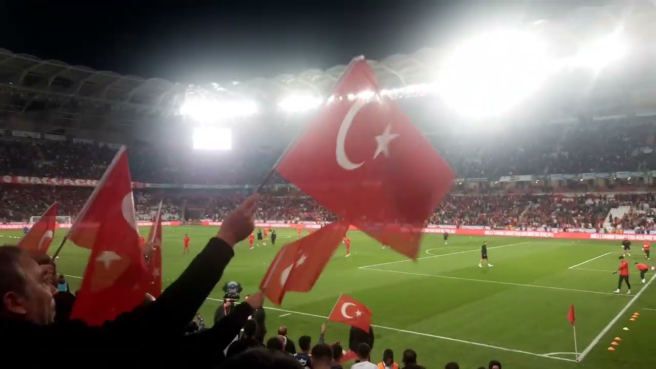 Türkiye - Letonya 15.10.2023 Milli Takımın Sahaya Çıkışı - KONYA