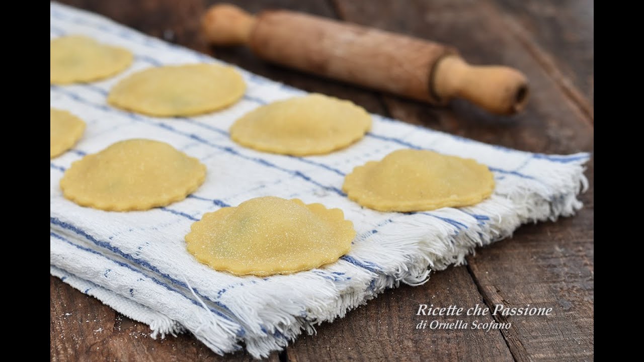 Ravioli Fatti in Casa  al salmone affumicato - RicettechePassione