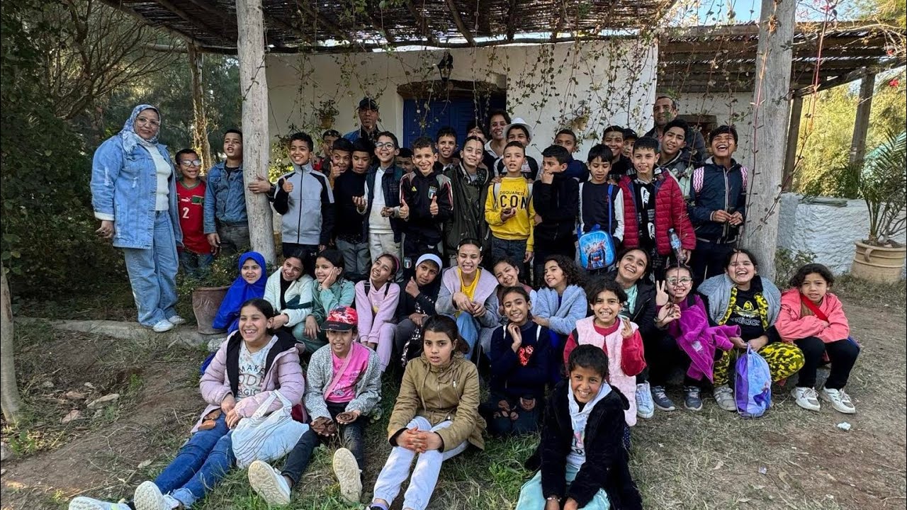 خرجة تلاميذ وتلميذات مدرسة عزيب الدرعي  اسفي