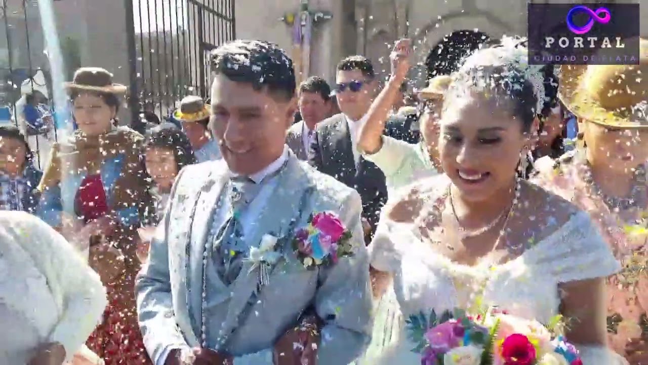 COSTUMBRES EN MATRIMONIO  DE JULIACA   PUNO (Casarasiri banda)