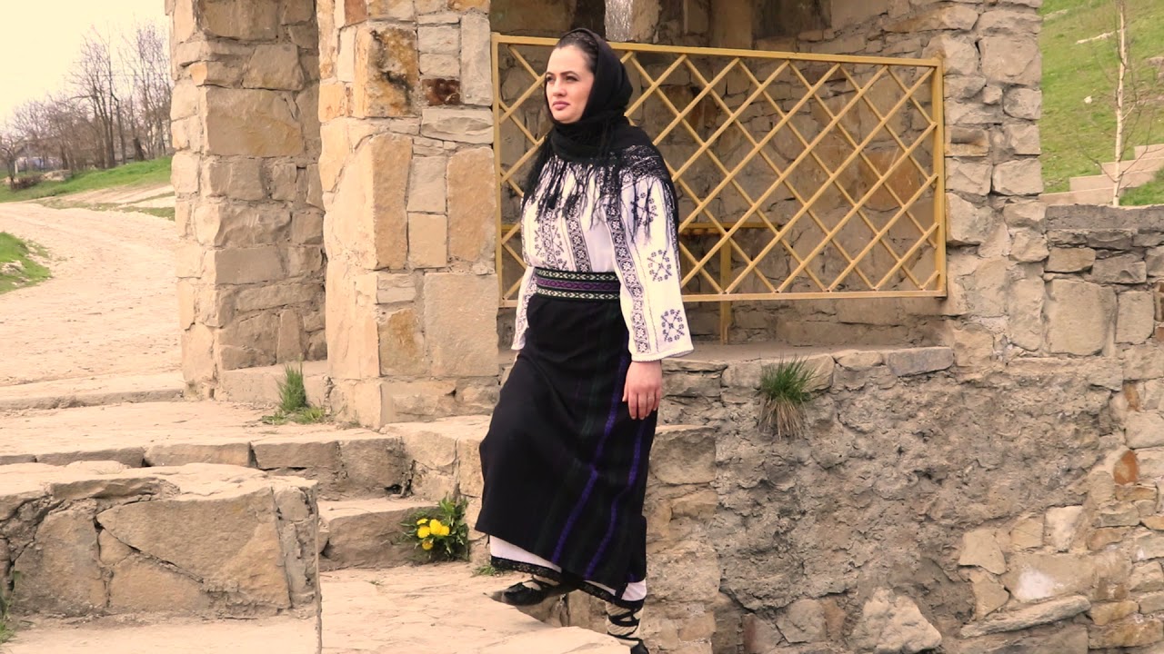 Cristina Bațura  - Isus cu ucenicii săi