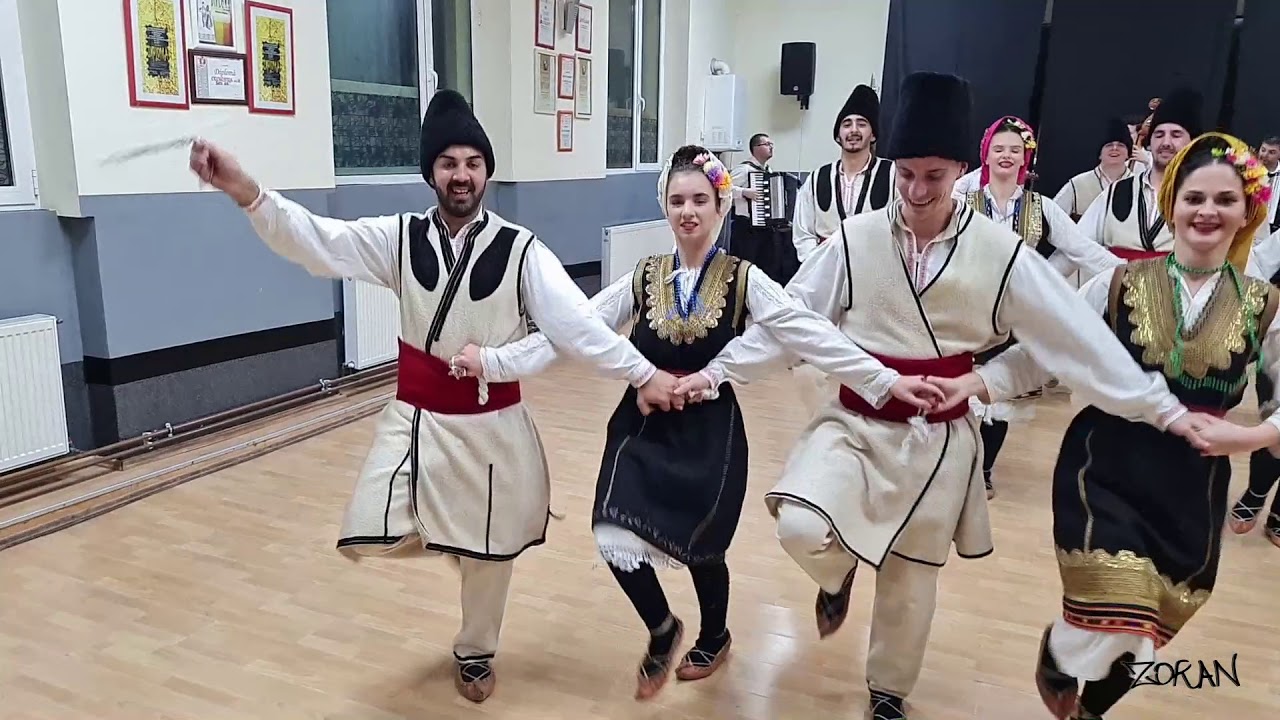 Folklorni ansambl Doma kulture 