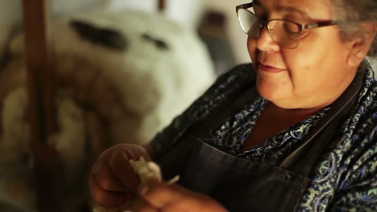 Tecendo Hist&oacute;rias, a arte de viver da l&atilde; - Filme longa metragem documental