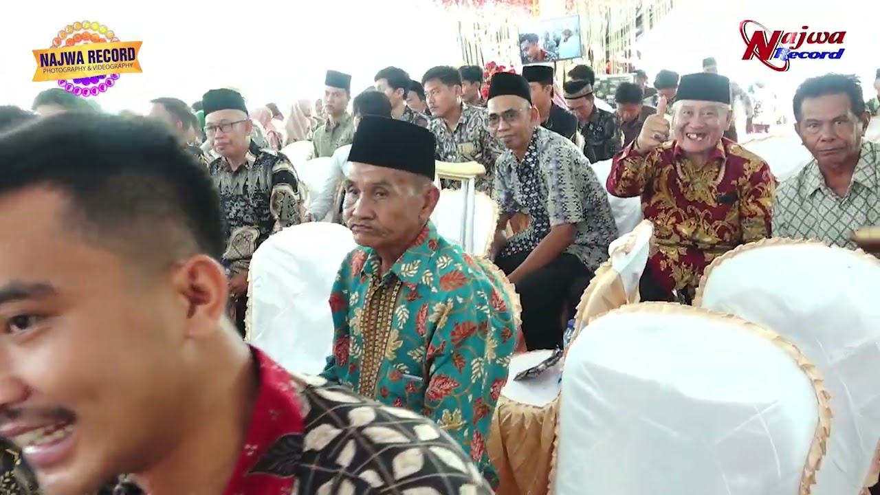 Tari Sigeh Pengueten & Sambutan