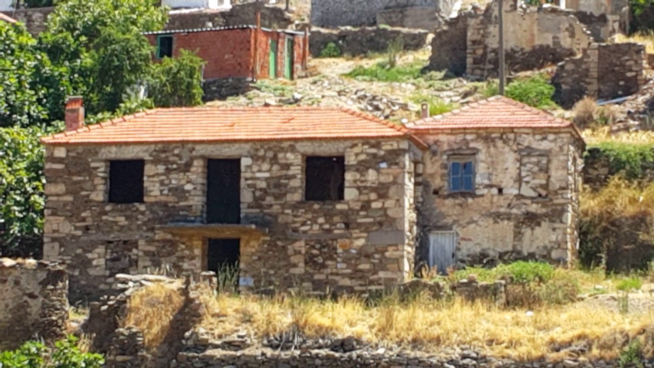 Karaburun- hasseki köyü. (Nergis ,sümbül kokulu ilçe)