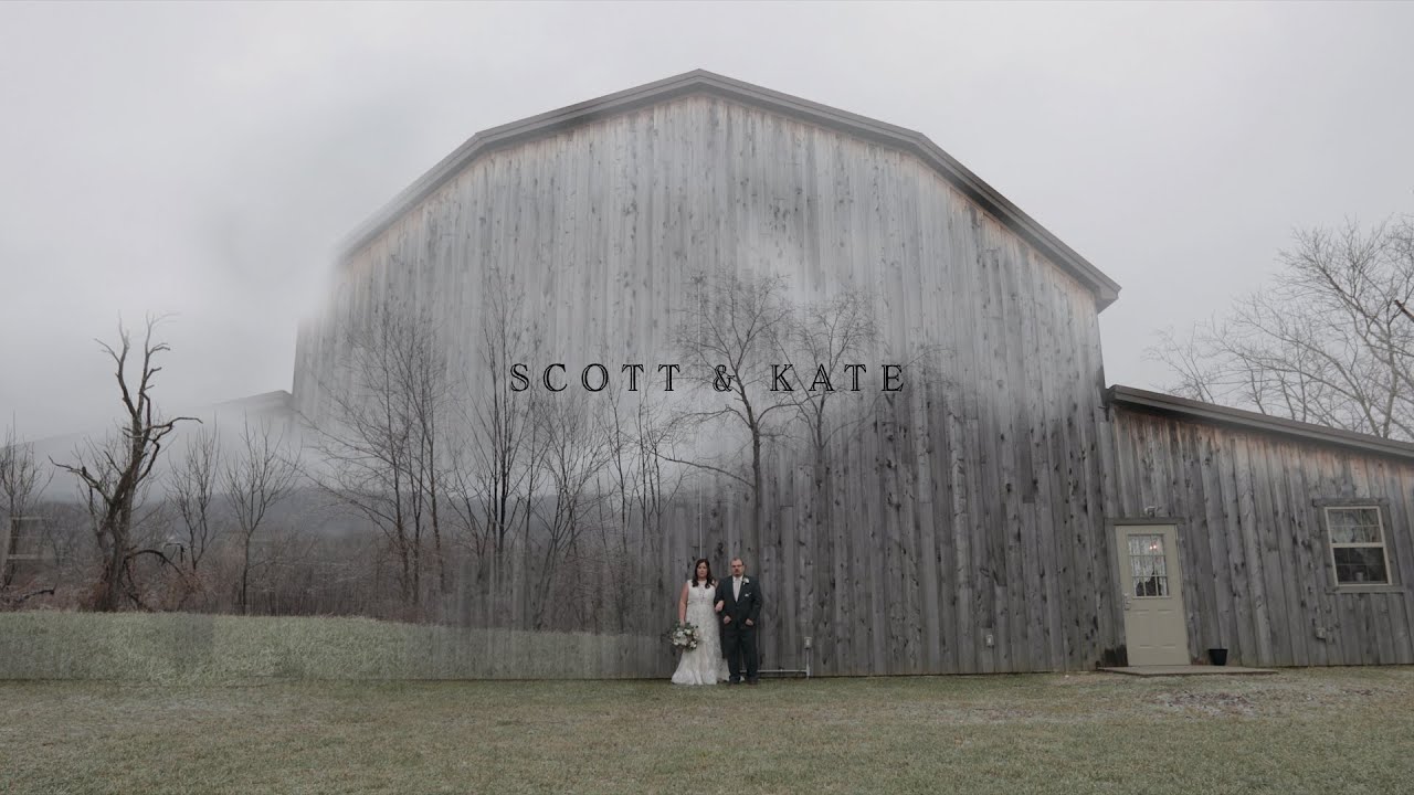 Daydream Venue, West Virginia Wedding | Snowy Winter Mountain Wedding