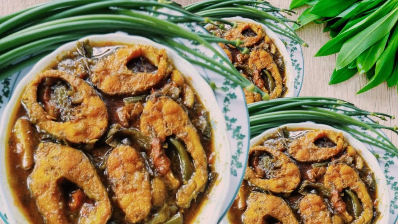 শীত চলে যাবার আগে মাছের এই রেসিপি না বানালে আফসোস থেকে যাবে || Macher Jhal - Bengali Fish Curry
