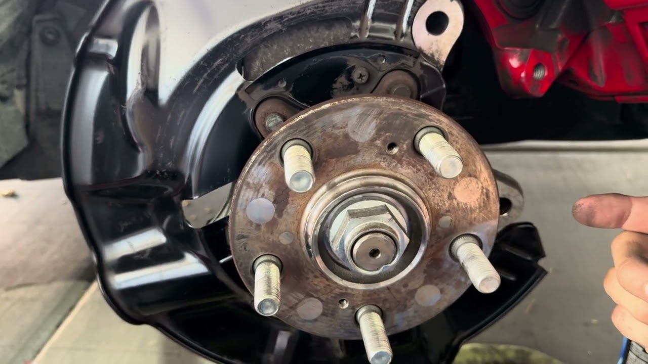Type R lug stud Replacement