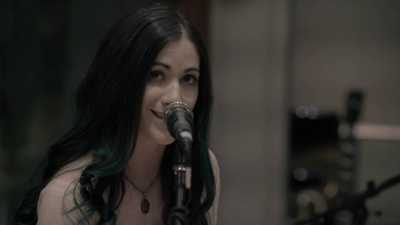 Gazzo ft. Sugarwhiskey - What You Waiting For (Acoustic Video)