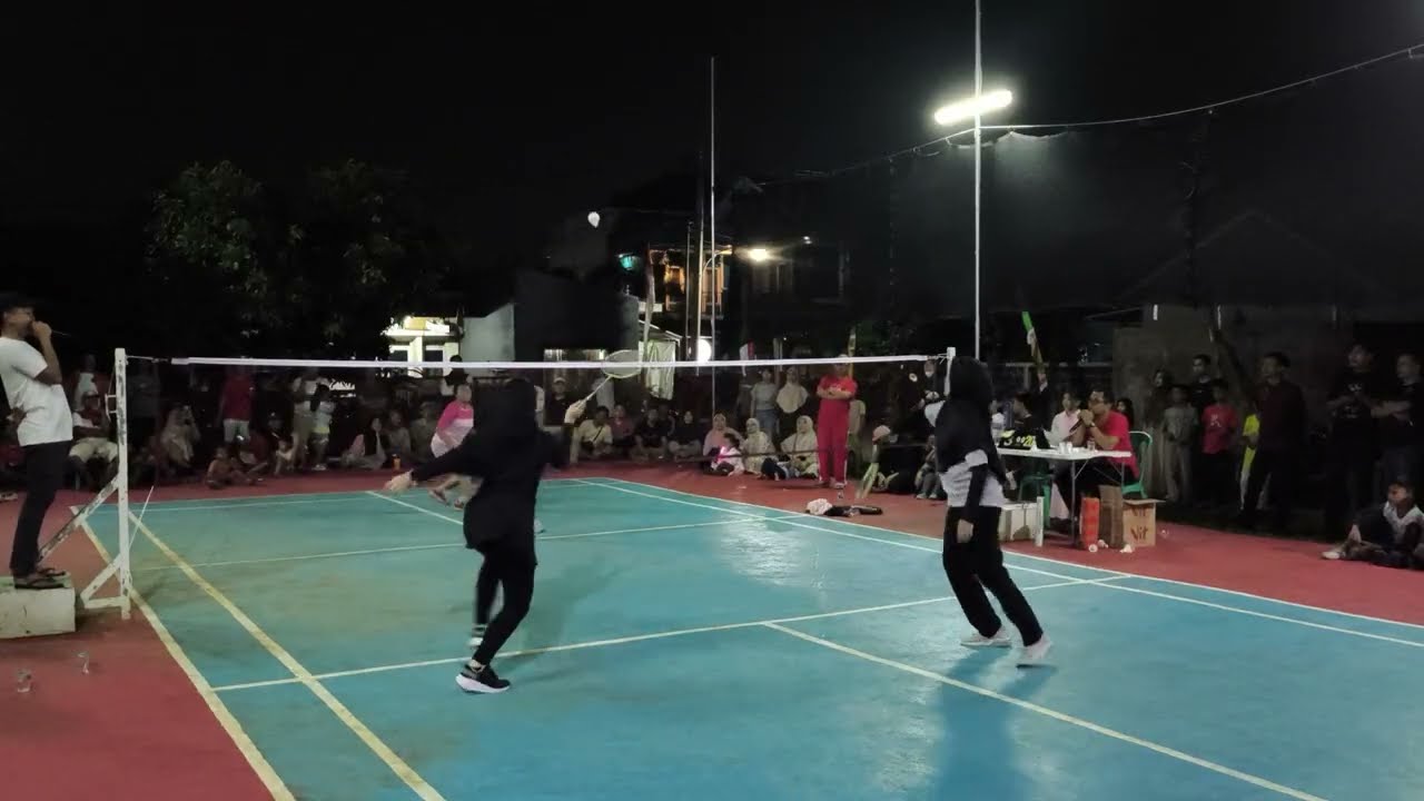 Ganda Putri RT 02 (Novi/Novi) VS RT 04 (Sari/Sri) #badminton #bulutangkis #17agustus #gandaputri 