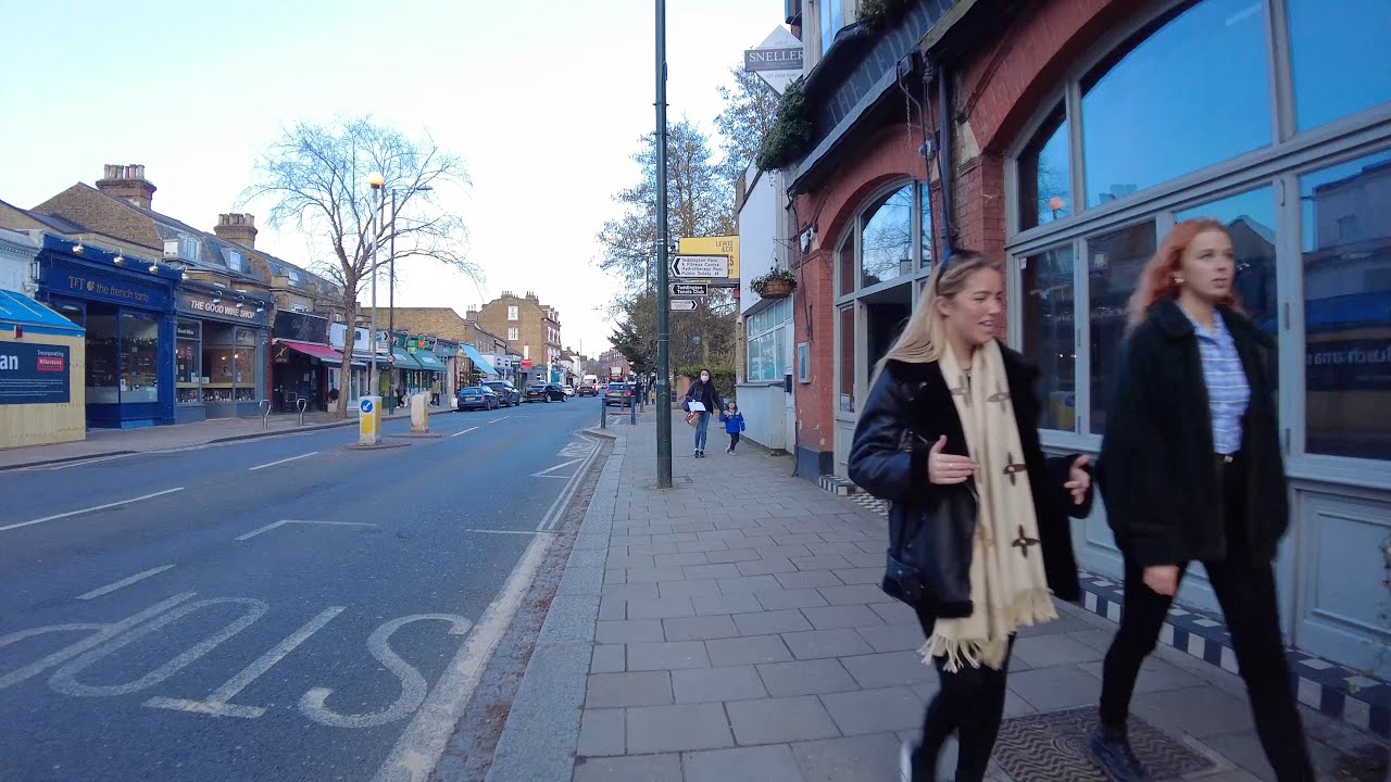 Walking around Teddington, High Street, Broad Street, Ferry Road, 2021 Lockdown London Tour 4K