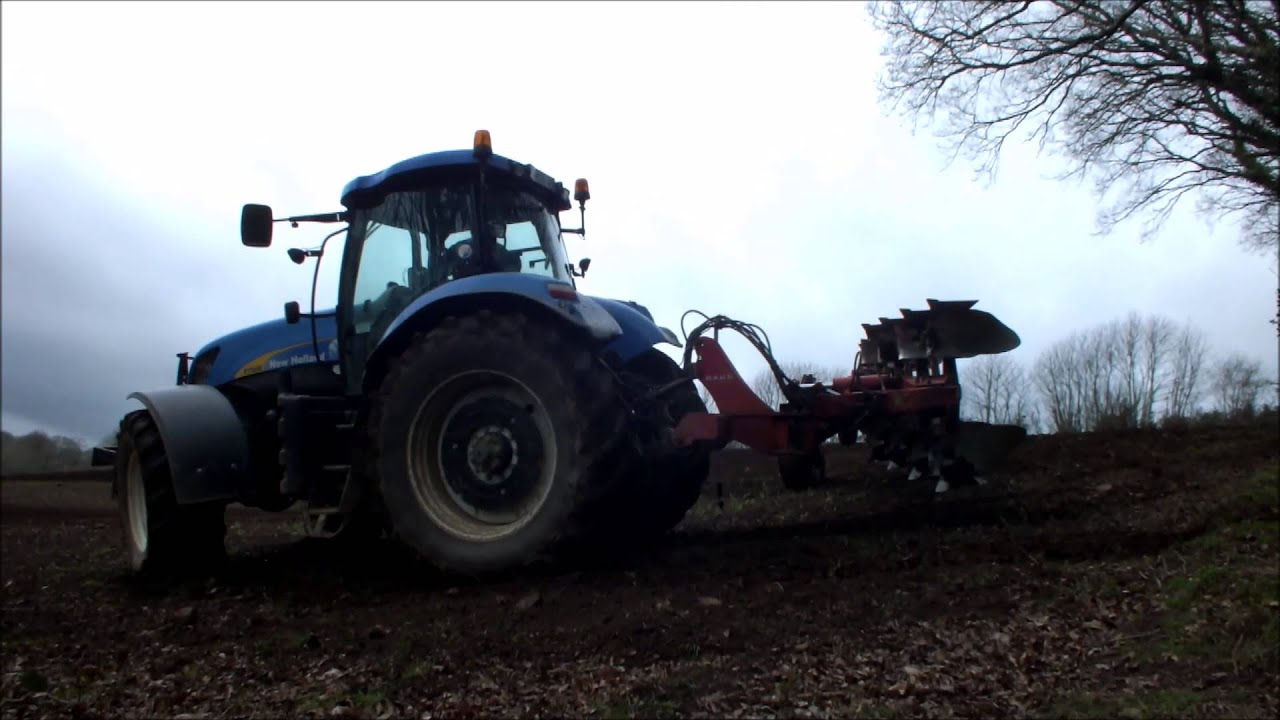 Labour 2015 en conditions difficiles, avec un New Holland et une 7 corps !