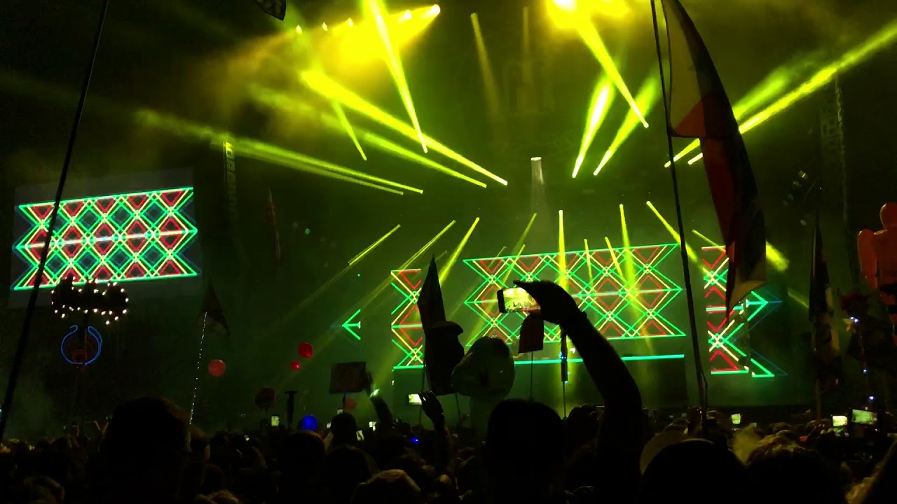 Bassnectar Okeechobee, Eminem basshead mashup