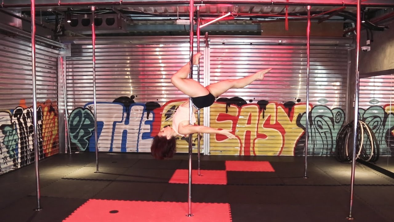 Pole dance tutorial - leg switch (gemini into scorpio)