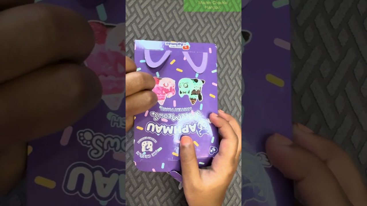 Unboxing Meemeows #shorts #unboxing #aphmau #meemeows #asmr #satisfying #mysterybox #mystery #plush 