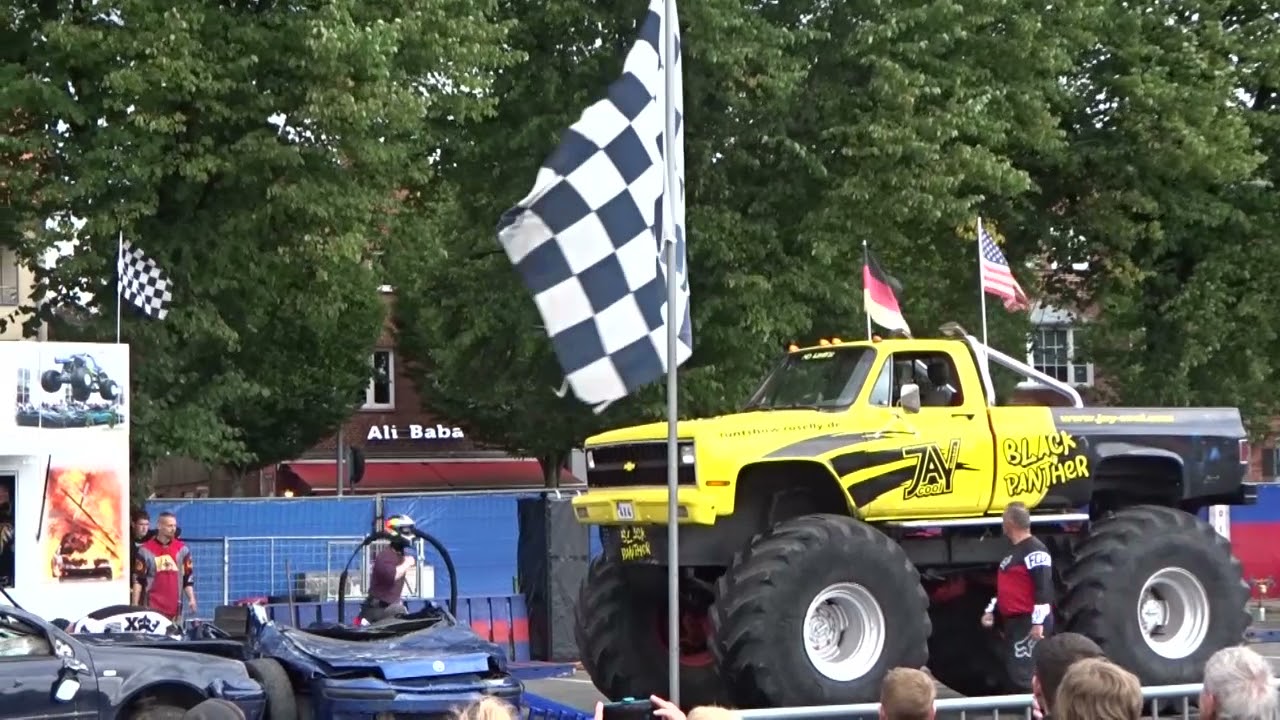 Stuntshow Roselly