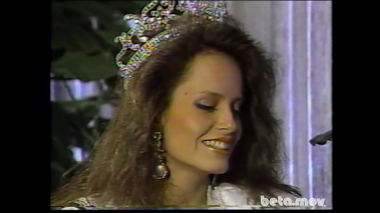 Primera Entrevista en TVN a Cecilia Bolocco 1987