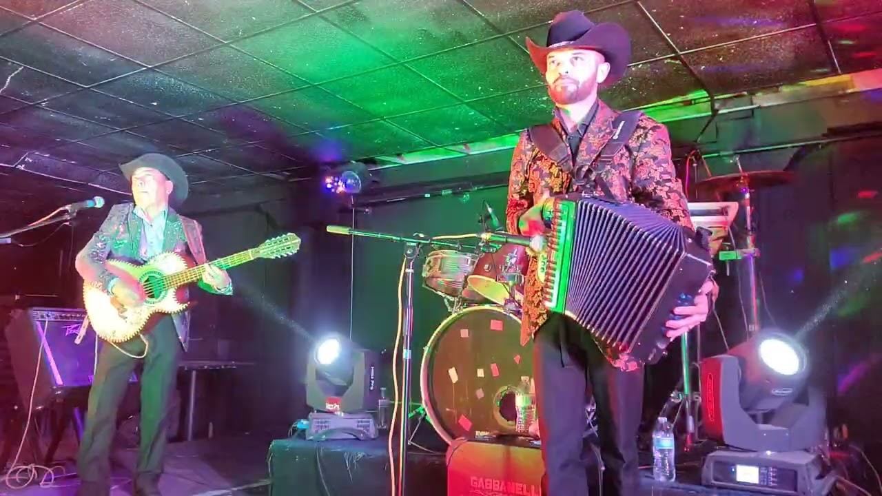 las tres ramitas los jilgueros del arroyo