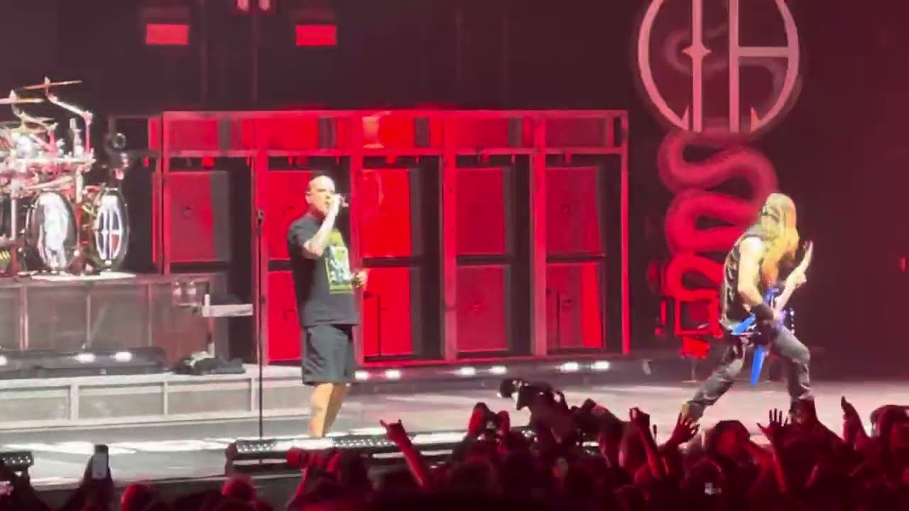 Pantera - Opening + New Level + Mouth For War - Live in Paris 2025