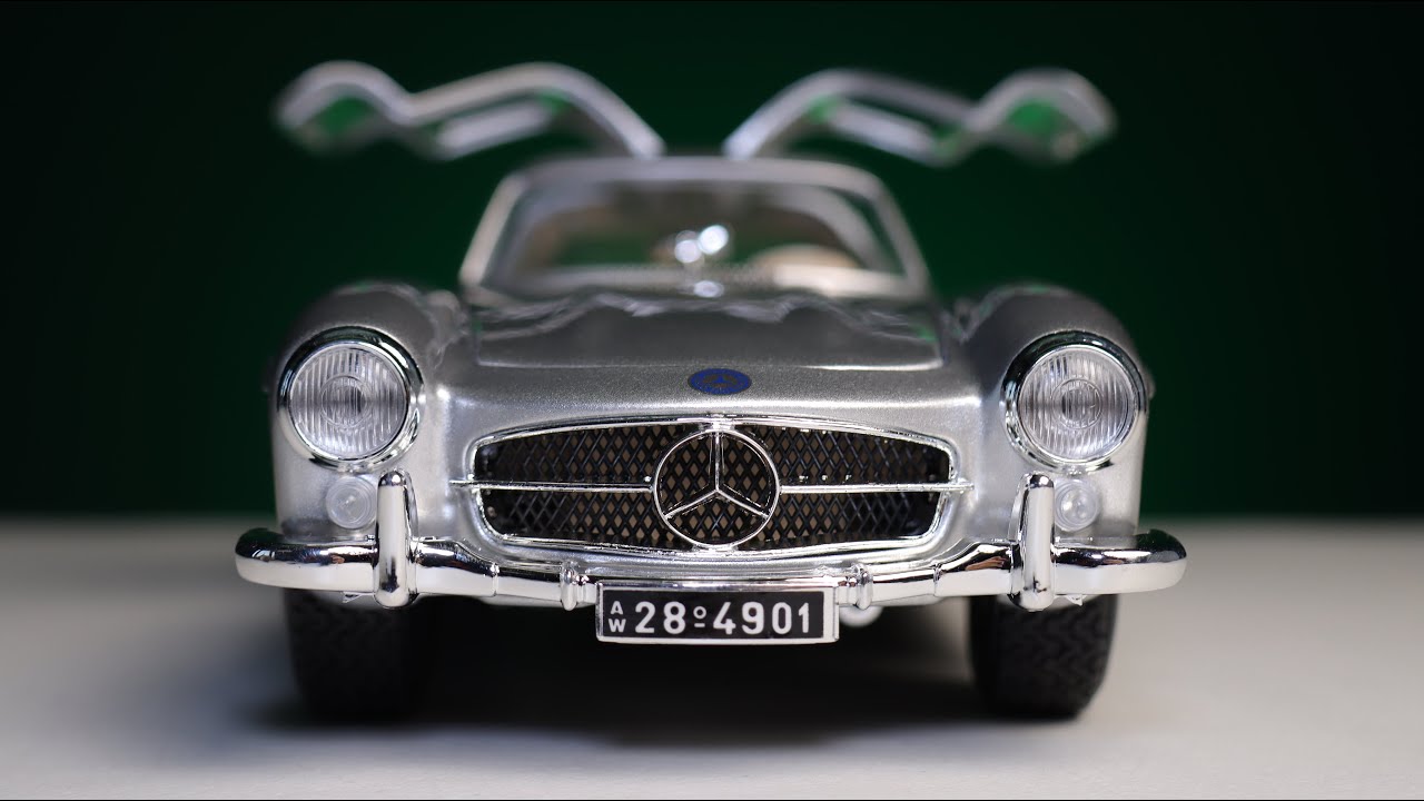 Unboxing a Burago 1/18 Mercedes-Benz 300 SL 1954 Ver. Diecast Toy Car
