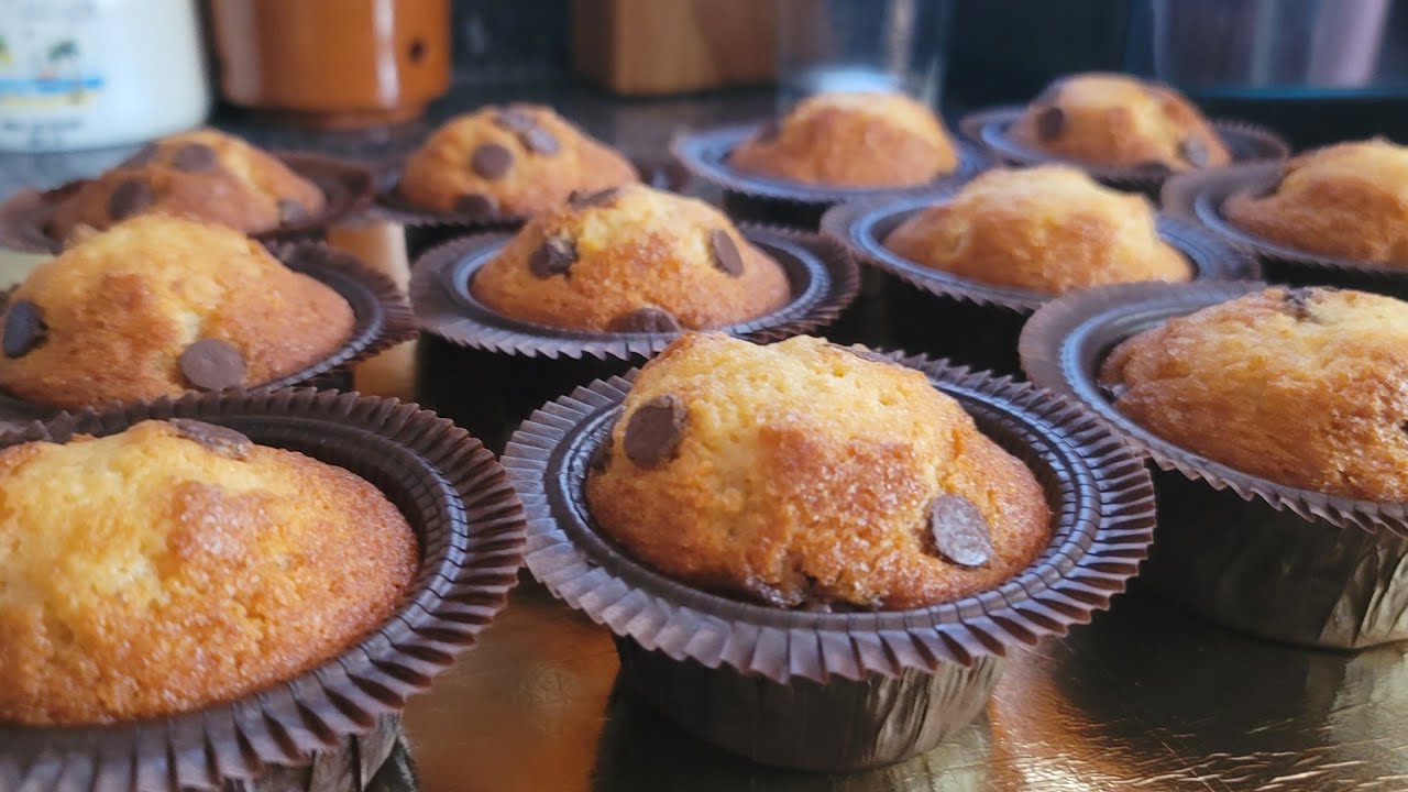 Magdalenas artesanas con perlas de chocolate