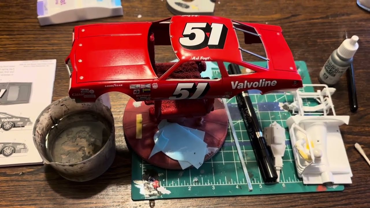 Salvino JR Full Build AJ Foyt Racing 1979 Oldsmobile 442 NASCAR 1/25 scale model kit.