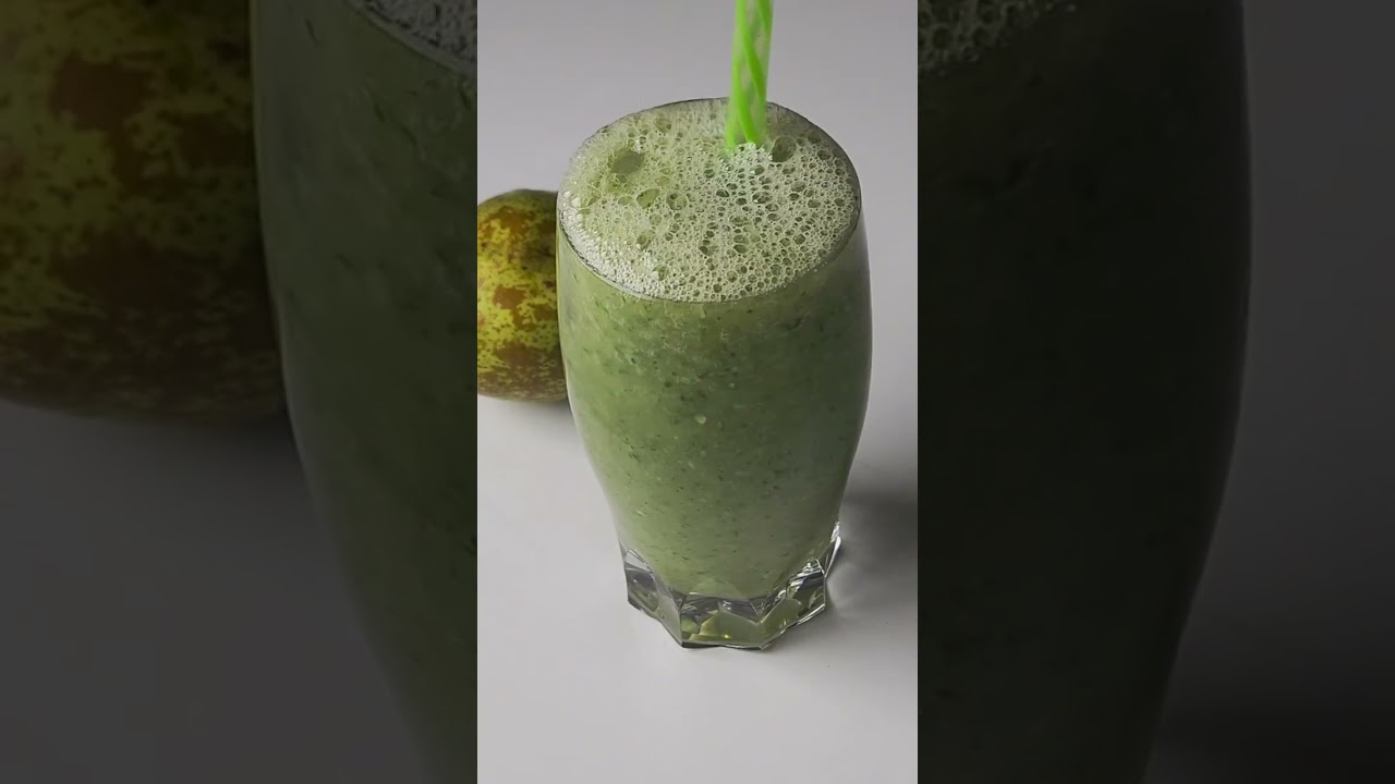 Banana Smoothie drink #asmr #shorts #mixshake #asmrsounds #fyp #kiwi 