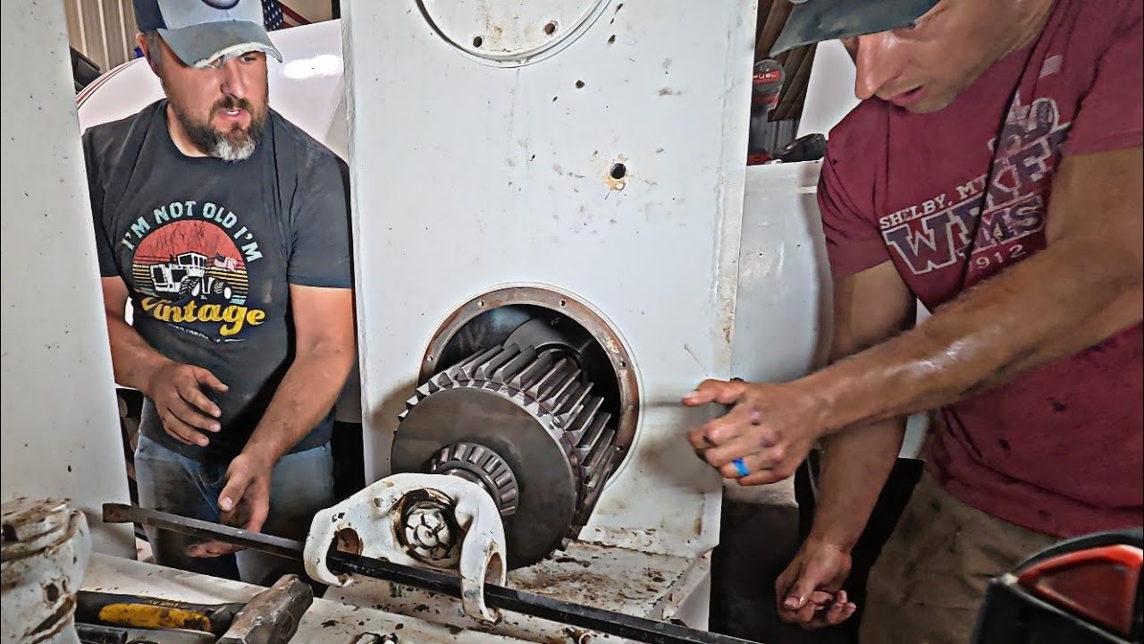 Taking Apart The Monster 700 BIG BUD Tractor - What Went Wrong? 