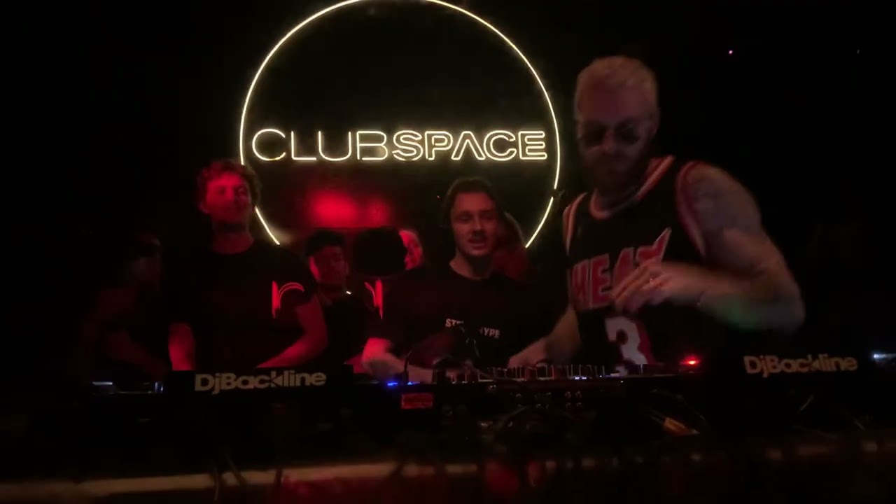 Tell ‘em don’t waste my time⚠️💁🏻‍♀️💥‼️🎄 @JamesHype @OfficialClubSpace