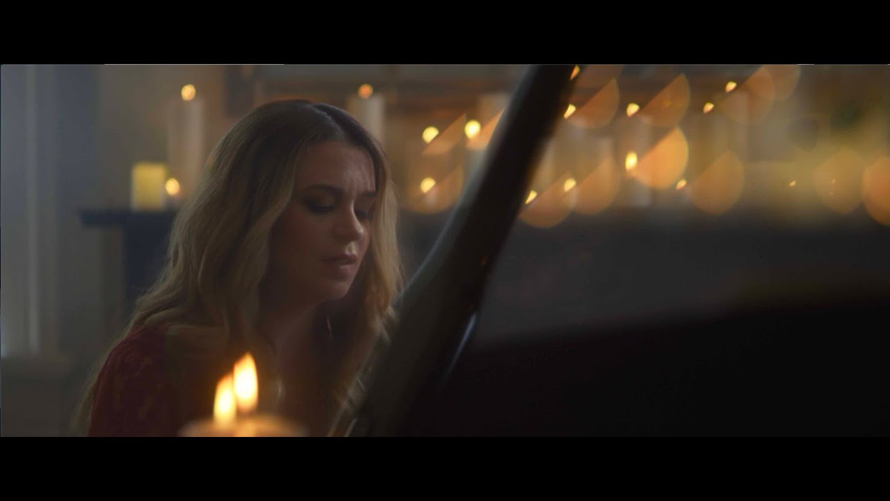Ana Cristina Cash - Broken Roses (Official Music Video)
