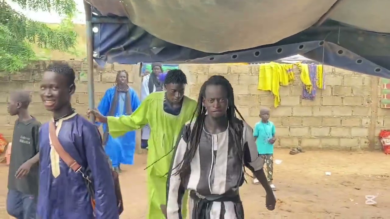 Reviver le retour exceptionel de s Mbaye dang apres son Ziare gamou ndiambour 