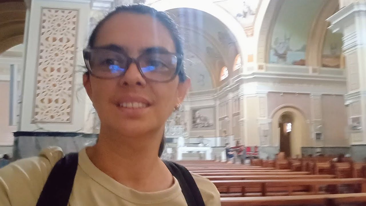 Entrega, orçamento, pedidos saindo por aqui e organizando tudo.