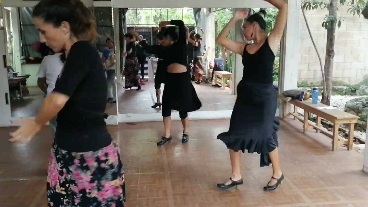 Baile Por Tientos completo (Marien Luevano R)
