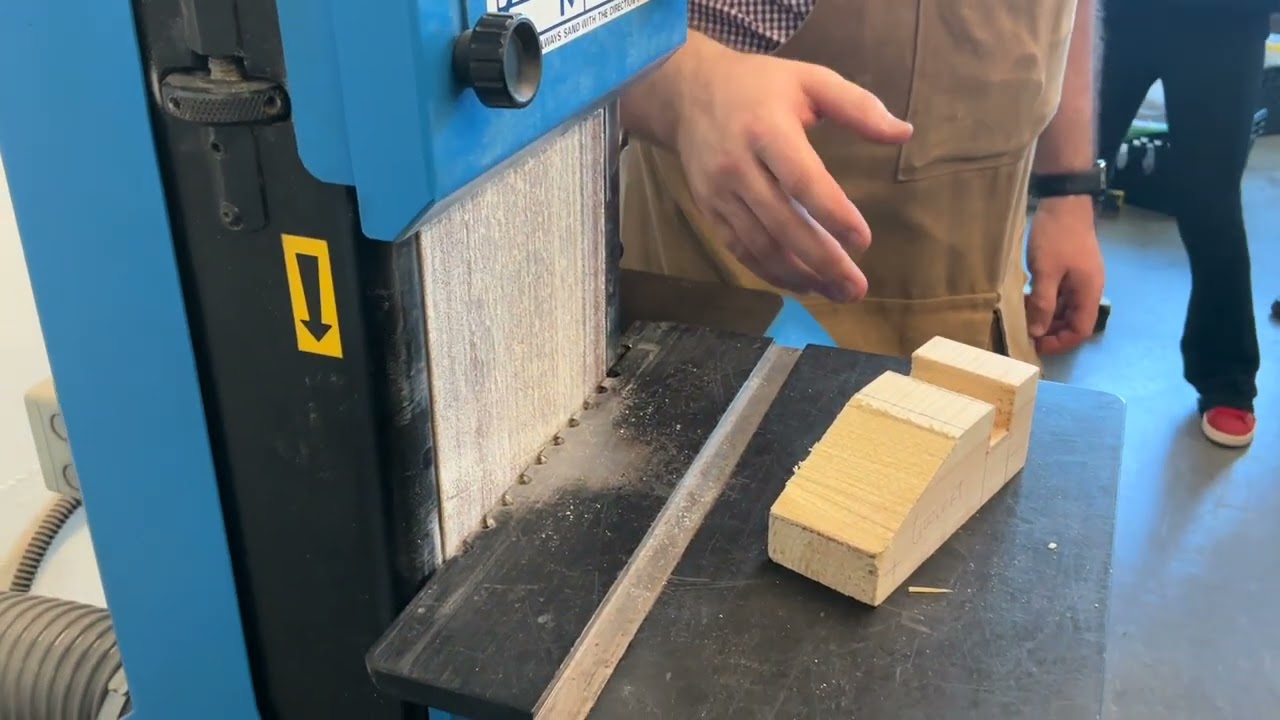 S1 Toy Car - Using the Vertical Sander