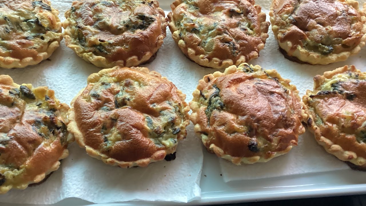 كيش بالبصل والطن والسبانخ quiche aux oignons épinards thon #