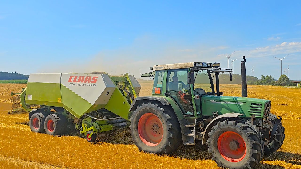 Fendt Favorit 512 C Turbo 6 -Zylinder wer kann der kann Claas 2200 Quadrant b. Strohexpress pressen!