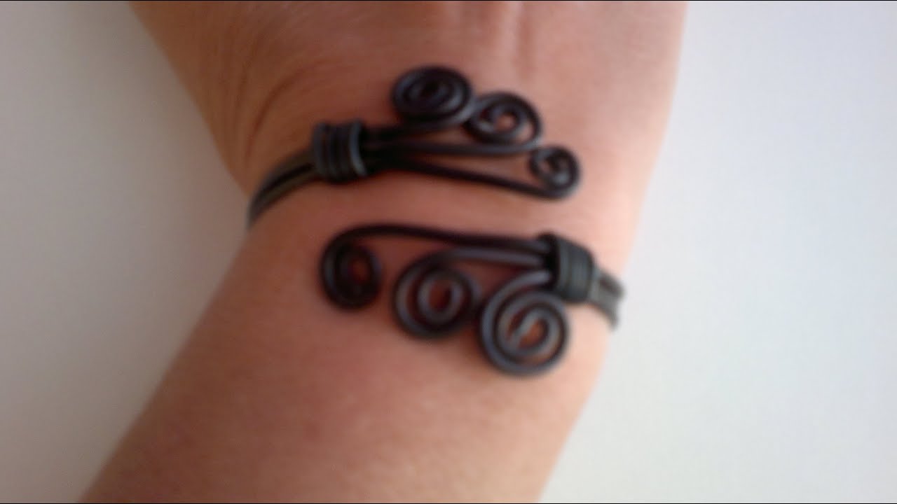 DIY:Como hacer brazalete pulsera con alambre de aluminio .