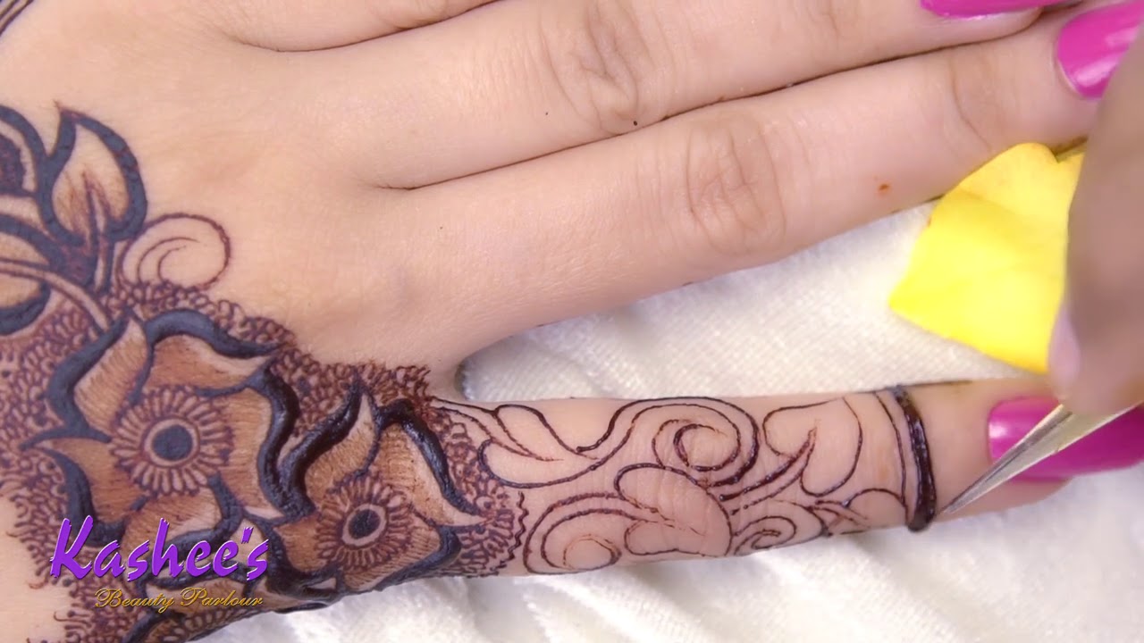 Kashee's Signature Mehndi ....