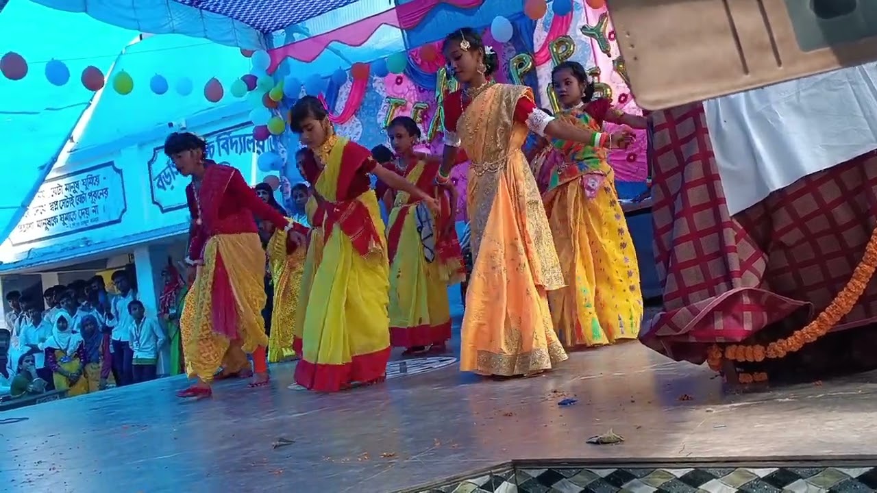 শিক্ষক দিবস উদযাপন উপলক্ষে নৃত্য প্রদর্শন